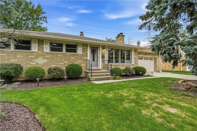 7068 Middlebrook Boulevard, Middleburg Heights, OH 44130