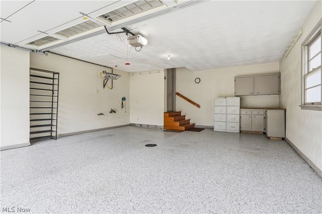 7068 Middlebrook Boulevard, Middleburg Heights, OH 44130