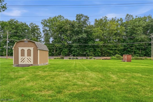 7068 Middlebrook Boulevard, Middleburg Heights, OH 44130