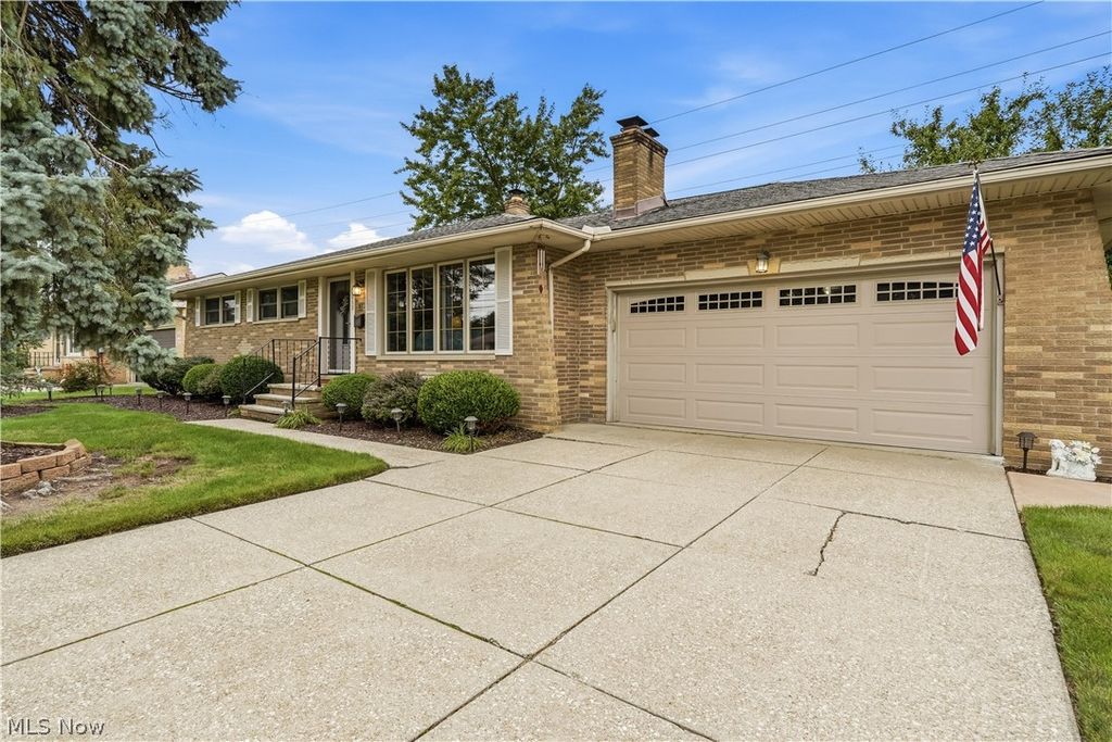 7068 Middlebrook Boulevard, Middleburg Heights, OH 44130