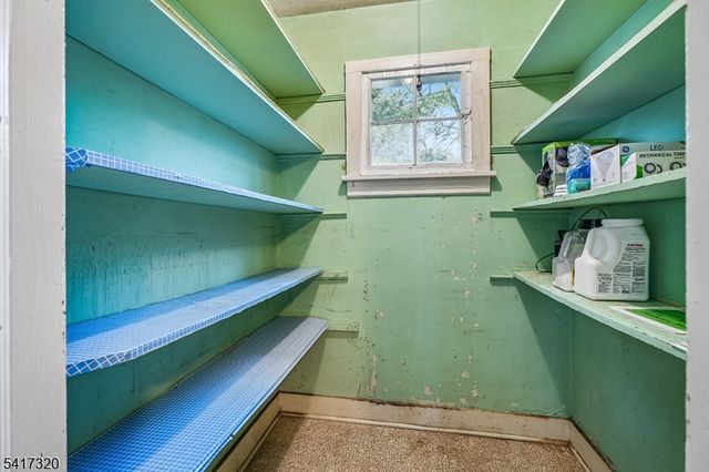 1 Baltusrol Pl, Summit City, NJ 07901