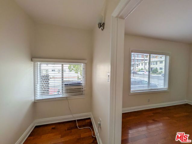 5942 Carlton Way, Los Angeles, CA 90028