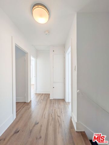 5942 Carlton Way, Los Angeles, CA 90028