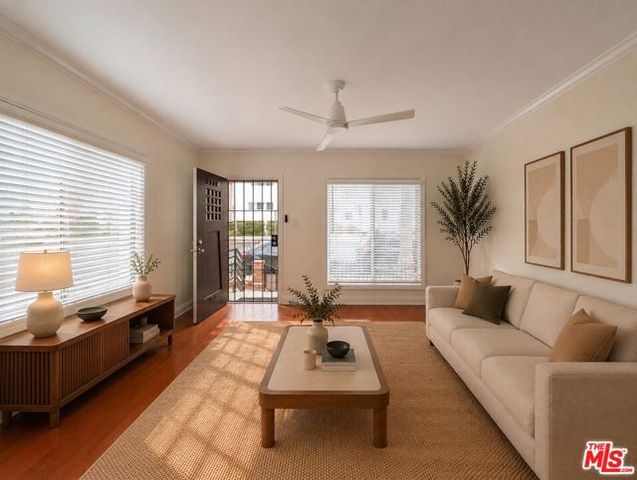 5942 Carlton Way, Los Angeles, CA 90028