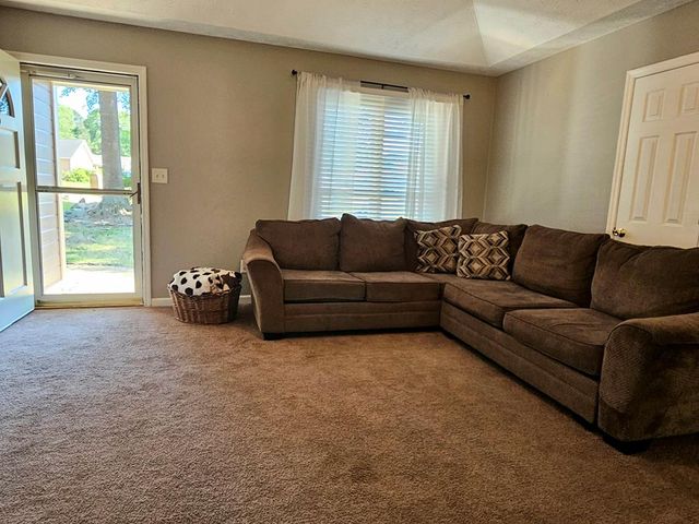 294 Lee Road 0917, Phenix City, AL 36870