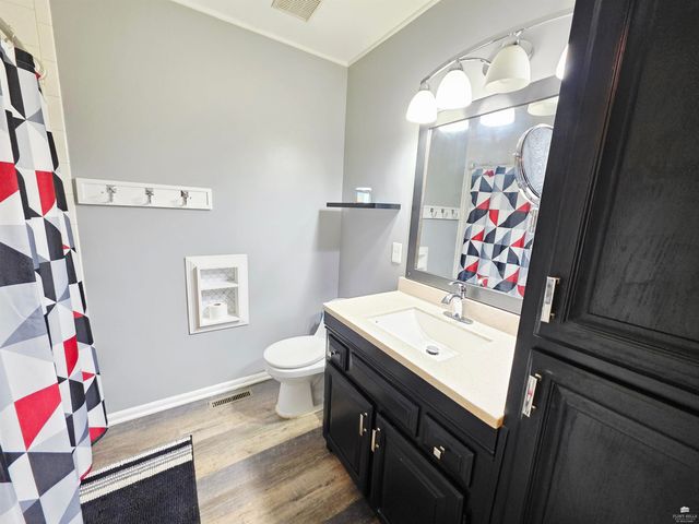 307 Arapahoe Court, Junction City, KS 66441