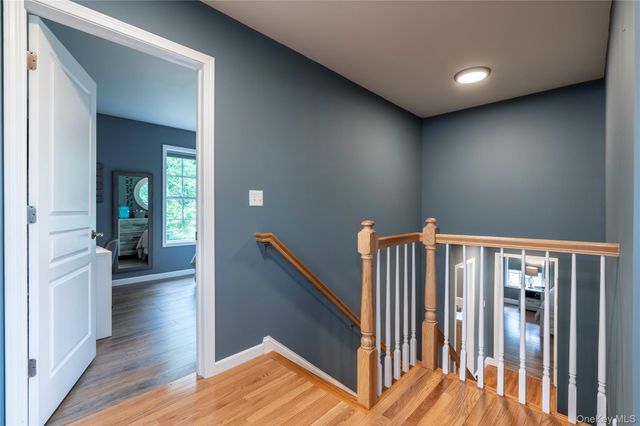 38 Dogwood Road, Hopewell Junction, NY 12533