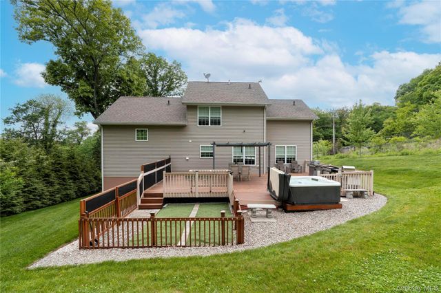 38 Dogwood Road, Hopewell Junction, NY 12533