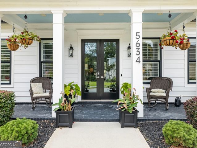 5634 Autumn Flame Drive, Braselton, GA 30517