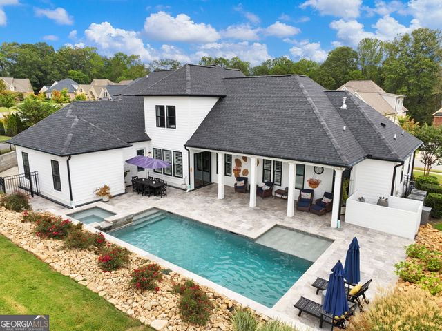 5634 Autumn Flame Drive, Braselton, GA 30517