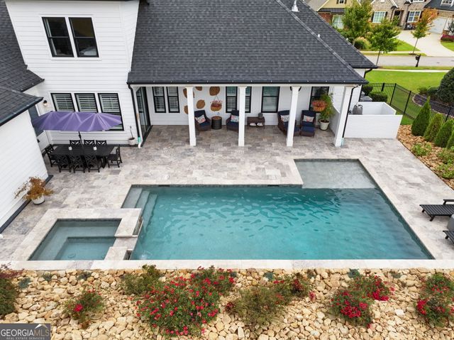 5634 Autumn Flame Drive, Braselton, GA 30517