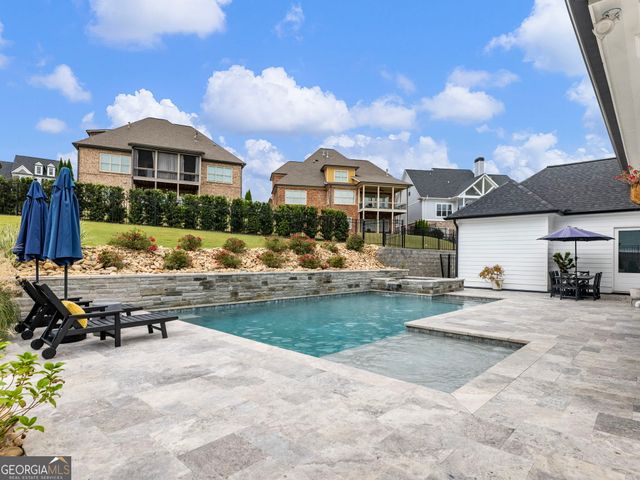 5634 Autumn Flame Drive, Braselton, GA 30517