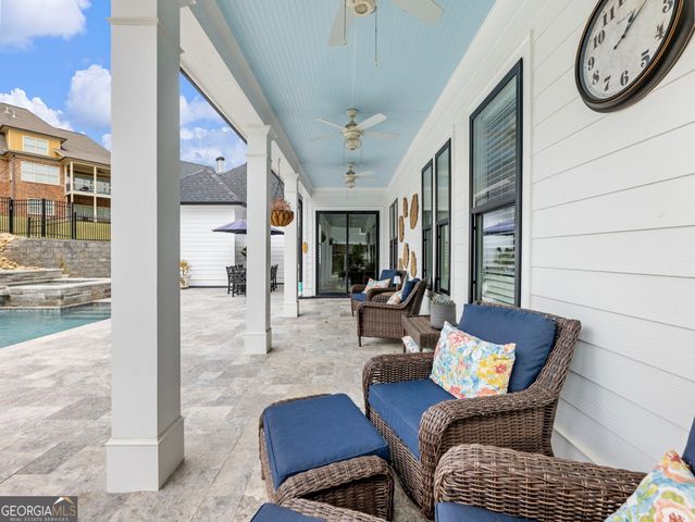 5634 Autumn Flame Drive, Braselton, GA 30517