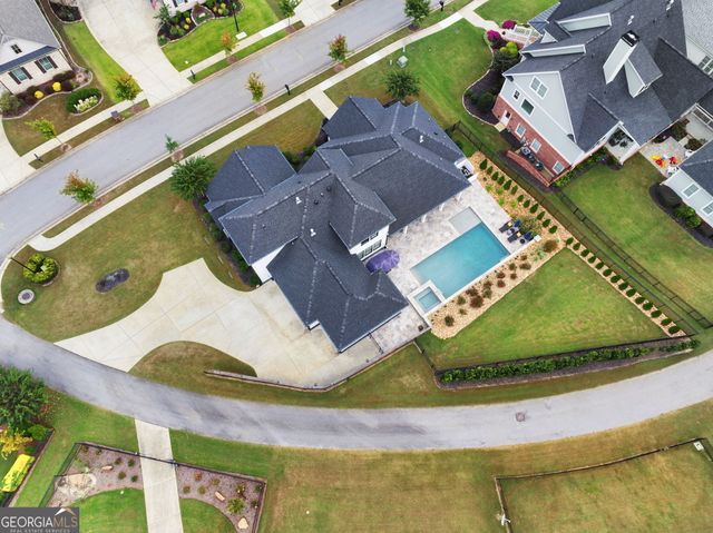 5634 Autumn Flame Drive, Braselton, GA 30517