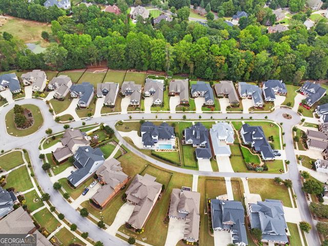 5634 Autumn Flame Drive, Braselton, GA 30517