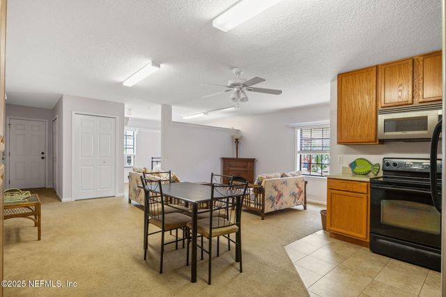 1966 N LAKESHORE Drive, Fleming Island, FL 32003