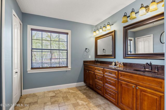 1966 N LAKESHORE Drive, Fleming Island, FL 32003