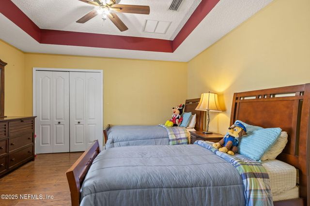 1966 N LAKESHORE Drive, Fleming Island, FL 32003