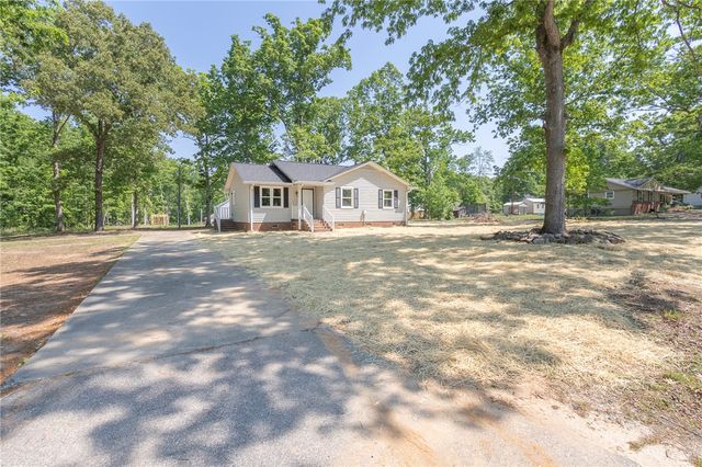 113 Linda Lane, Honea Path, SC 29654