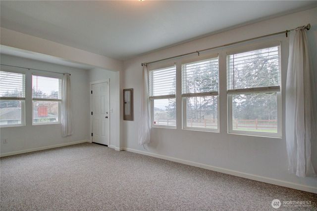 3196 Hawks Prairie Road, Oak Harbor, WA 98277