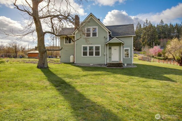3196 Hawks Prairie Road, Oak Harbor, WA 98277