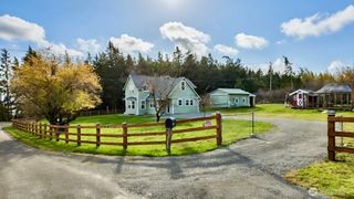 3196 Hawks Prairie Road, Oak Harbor, WA 98277