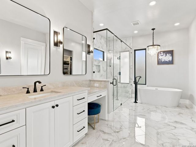 2116 SENORA RDG, Canyon Lake, TX 78133