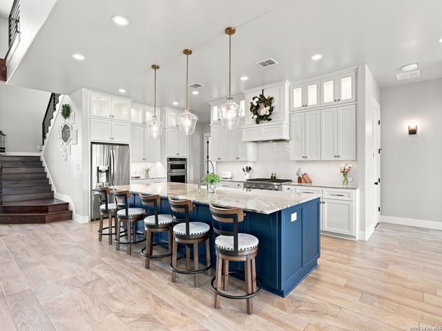 2116 SENORA RDG, Canyon Lake, TX 78133
