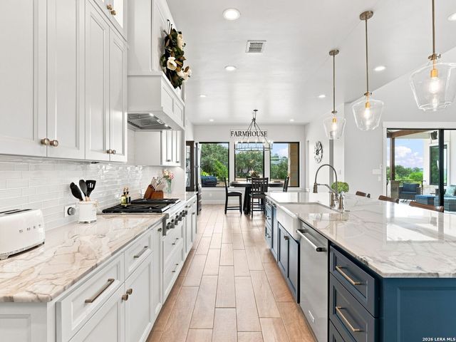2116 SENORA RDG, Canyon Lake, TX 78133