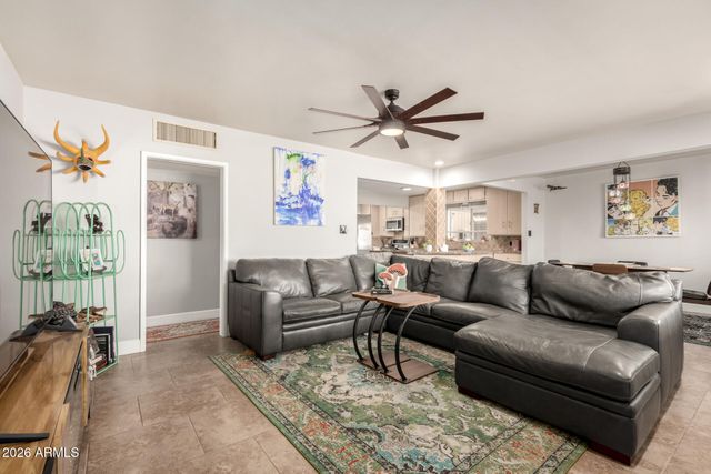 4101 E EDGEMONT Avenue, Phoenix, AZ 85008