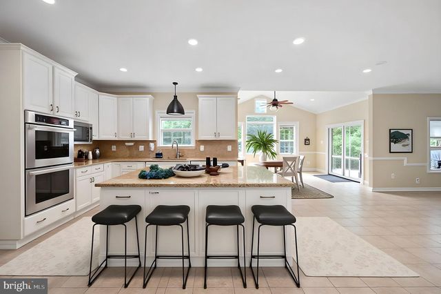 6174 TREYWOOD LN, Manassas, VA 20112