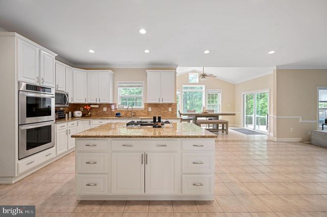 6174 TREYWOOD LN, Manassas, VA 20112
