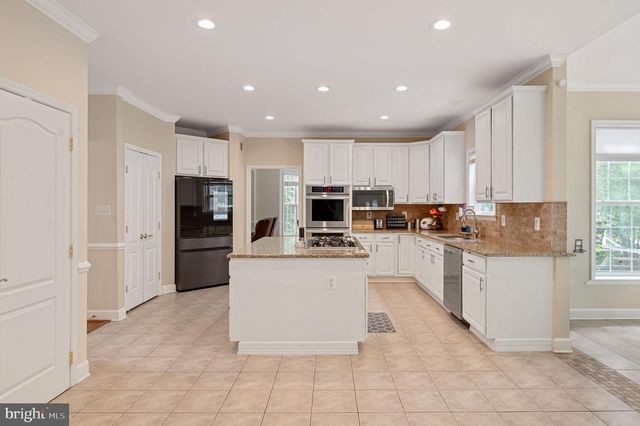 6174 TREYWOOD LN, Manassas, VA 20112