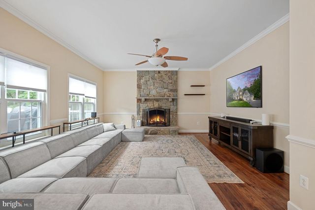 6174 TREYWOOD LN, Manassas, VA 20112