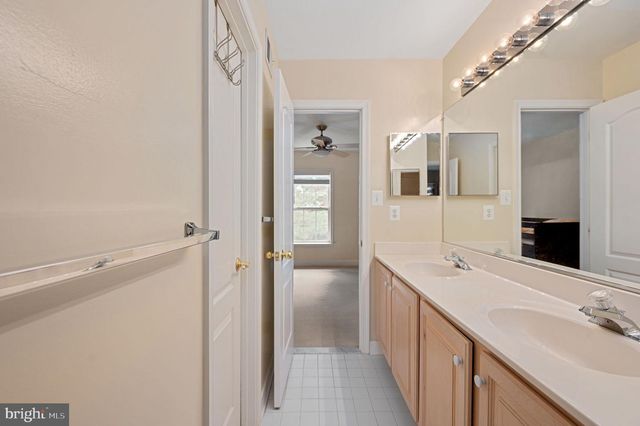 6174 TREYWOOD LN, Manassas, VA 20112