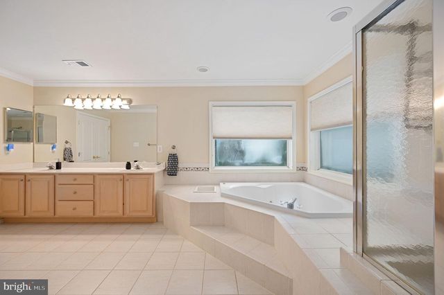 6174 TREYWOOD LN, Manassas, VA 20112