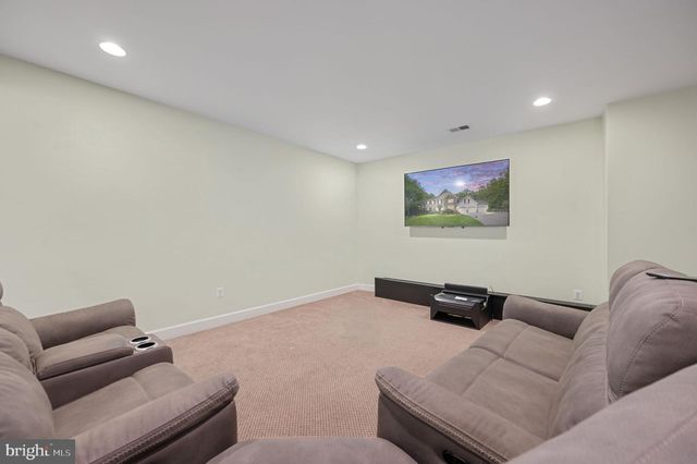 6174 TREYWOOD LN, Manassas, VA 20112