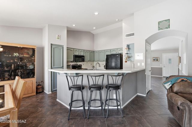 63666 E Greenbelt Lane, Tucson, AZ 85739