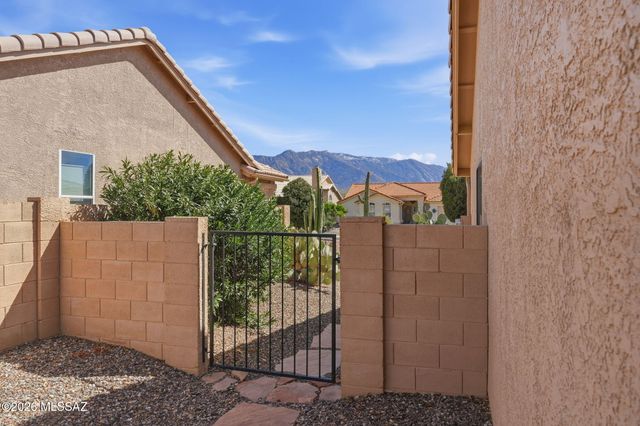 63666 E Greenbelt Lane, Tucson, AZ 85739