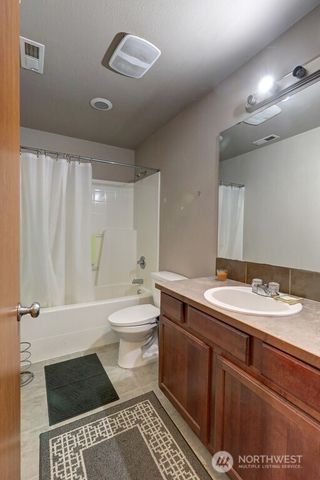 17803 79th Avenue Ct E, Puyallup, WA 98375