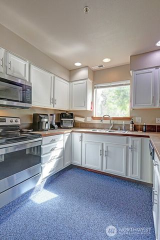 17803 79th Avenue Ct E, Puyallup, WA 98375