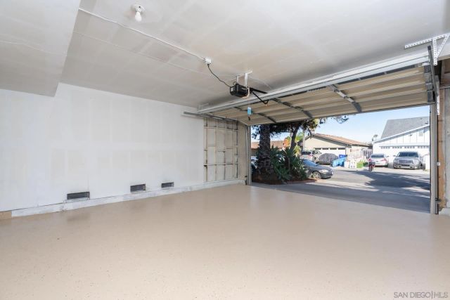 8875 Alphecca, San Diego, CA 92126