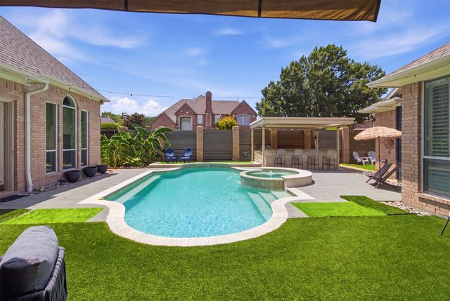 5103 Lincolnshire Court, Dallas, TX 75287