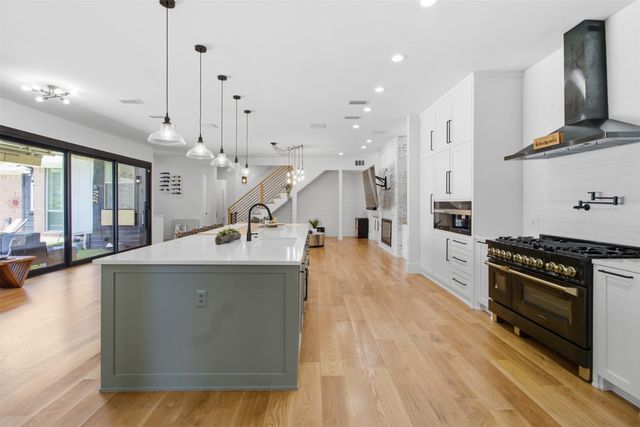 5103 Lincolnshire Court, Dallas, TX 75287