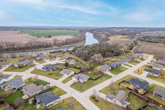 4044 Bald Eagle Drive, Manhattan, KS 66502