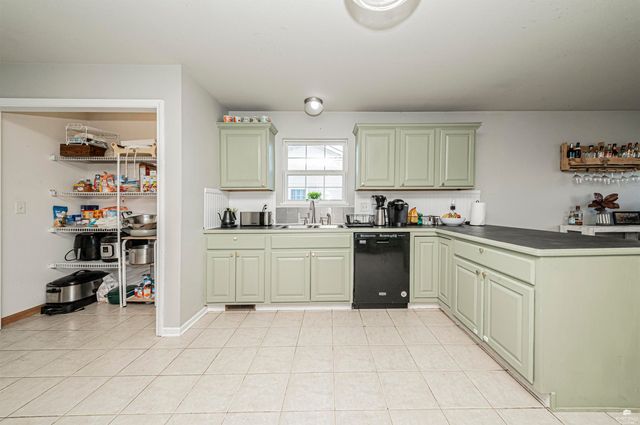 4044 Bald Eagle Drive, Manhattan, KS 66502