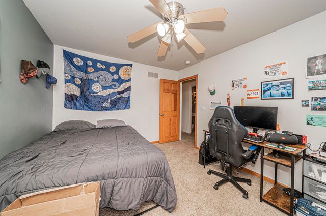 4044 Bald Eagle Drive, Manhattan, KS 66502