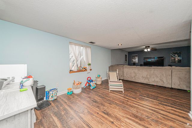 4044 Bald Eagle Drive, Manhattan, KS 66502