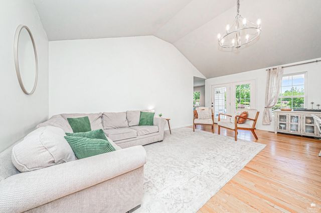 4044 Bald Eagle Drive, Manhattan, KS 66502