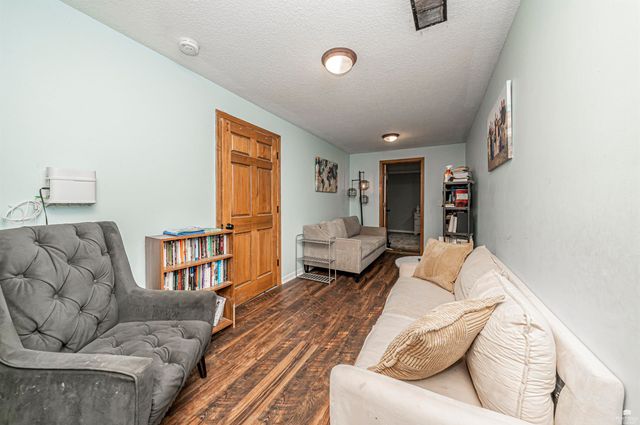 4044 Bald Eagle Drive, Manhattan, KS 66502